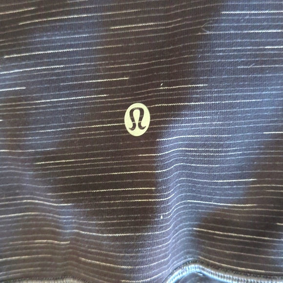 Lululemon ombre leggings full size . Size 2 - Picture 3 of 3